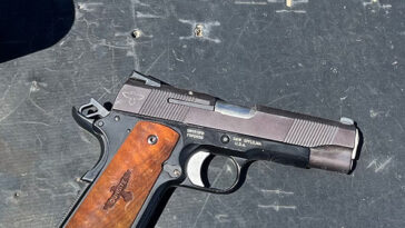 the-smith-and-wesson-1911pd-gunsite-edition-pistol