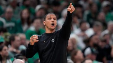 celtics-fans-give-philly-fans-taste-of-their-own-medicine-with-troll-chant-during-nba-playoffs