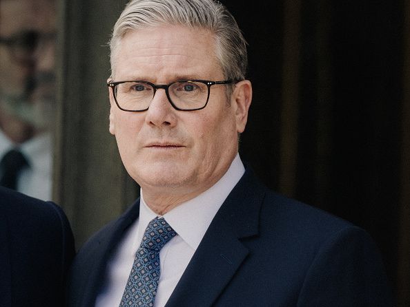 uk-prime-minister-claims-officials-hid-former-ambassador’s-epstein-ties-from-him:-report