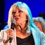 nancy-sinatra-snaps-at-donald-trump’s-‘sacrilege’-for-sharing-frank-sinatra-performance