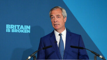 farage:-‘indoctrination-in-mosques’-pushing-un-british-surge-in-antisemitism,-while-government-does-nothing