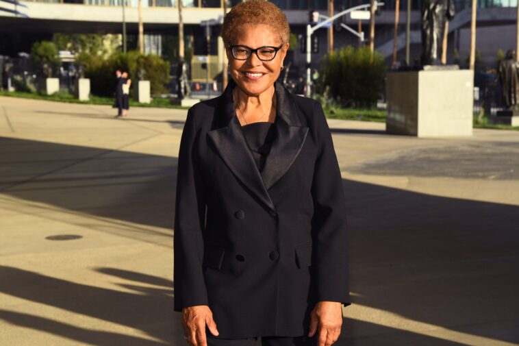 in-desperate-bid-for-reelection,-mayor-karen-bass-reveals-$15b-proposed-budget-for-los-angeles
