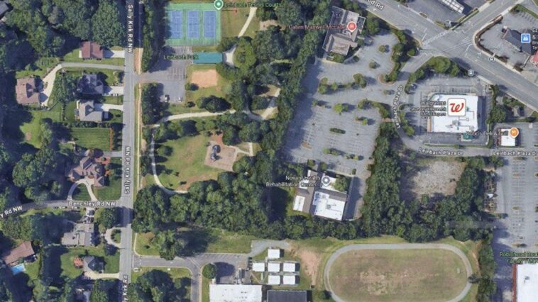 2-killed-in-north-carolina-when-‘planned’-fight-escalates-into-shooting-near-middle-school