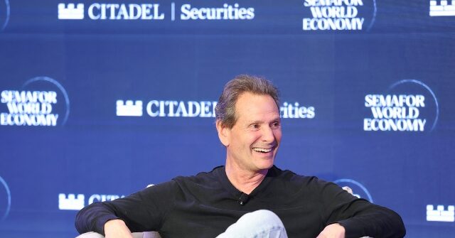 verizon-ceo-dan-schulman:-ai-will-destroy-many-jobs-and-‘everyone-knows-it’