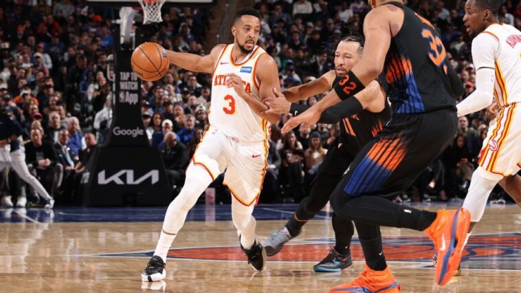 mccollum,-hawks-stun-knicks-late-to-even-series