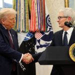 trump-remembers-time-apple’s-tim-cook-called-to-‘kiss-my-ass’