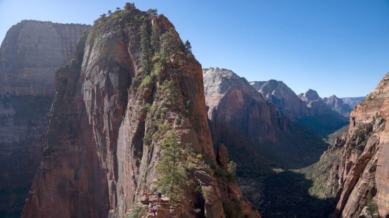 hiker-identified,-popular-trail-closed-after-deadly-fall-at-utah’s-zion-national-park