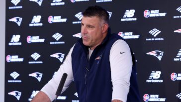 vrabel:-i-had-‘difficult’-talks-over-russini-photos