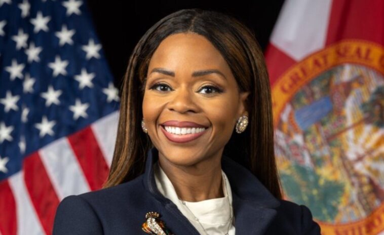 breaking:-indicted-democrat-sheila-cherfilus-mccormick-resigns-amid-house-expulsion-vote-over-$5-million-fema-funds-scandal,-effective-immediately