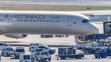 uae-airlines-the-first-to-resume-flights-to-israel-since-beginning-of-operation-epic-fury-in-iran