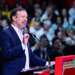 dem-senator-chris-murphy-cheers-as-iranians-successfully-bypass-us-blockade:-‘awesome’