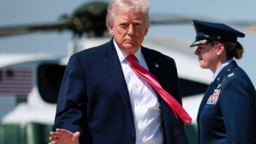 trump-should-aim-higher-than-nuke-deal,-demand-basic-rights-for-iranians-during-peace-talks:-expert