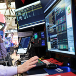 breitbart-business-digest:-views-of-economy-among-trump-supporters-recover-from-iran-shock-slump