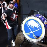 josh-allen-annihilates-a-beer-to-fire-up-the-sabres-crowd