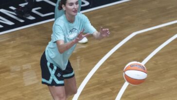 australian-guard-anneli-maley-getting-shot-in-liberty’s-training-camp