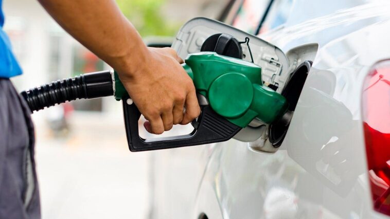 earth-day:-three-big-signs-the-climate-movement-is-running-out-of-gas