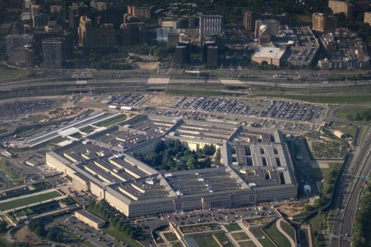 watch:-pentagon-insider’s-secret-date-turns-into-nuclear-leak