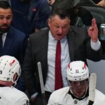 nhl-coach-narrowly-avoids-disaster-as-glass-shatters-behind-bench
