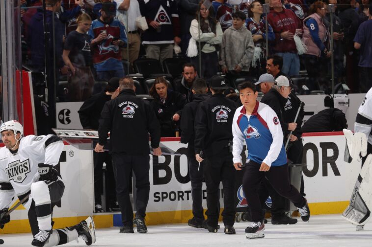 kings-coach-gets-showered-in-glass-in-scary-fan-moment-during-nhl-playoffs