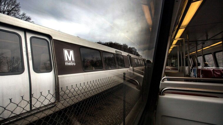 dc-metro-work-vehicle-collides-with-train,-injuring-11-and-snarling-morning-commute