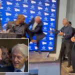 bill-clinton-crashes-cowboys’-pre-draft-press-conference-— as-jerry-jones-nearly-falls-off-stage