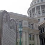 appeals-court-sides-with-texas-on-10-commandments-in-classroom,-overruling-lower-court