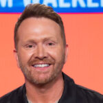 video:-grammy-winning-country-star-shane-mcanally-sparks-outrage-over-his-reaction-when-surrogate-baby-boy-asks-for-‘mama’