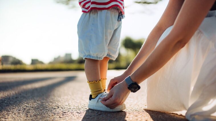 the-moment-you-step-in-to-help-your-kids-might-be-the-moment-you-hurt-them