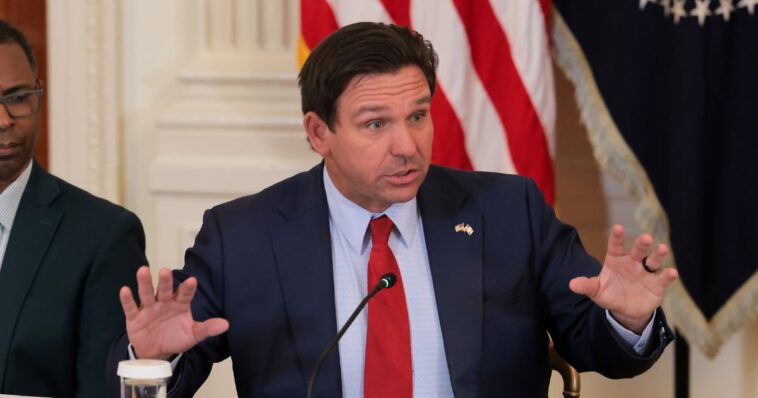 ron-desantis-accepts-hakeem-jeffries’-challenge,-prepares-to-fight-back-against-democrats’-virginia-power-grab