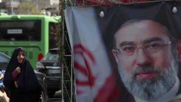 iran-supreme-leader-mojtaba-khamenei’s-face-is-so-disfigured,-he’ll-need-plastic-surgery