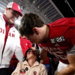 fernando-mendoza-is-skipping-nfl-draft-to-be-with-his-mom,-who-has-ms