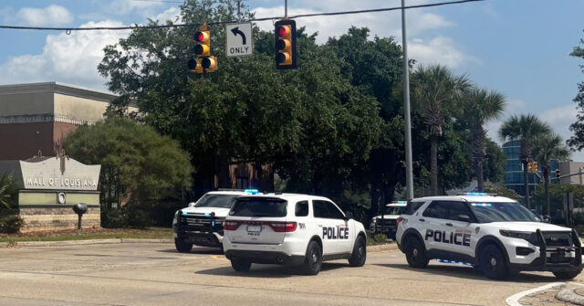 mayor-calls-out-‘thugs’-over-shooting-in-baton-rouge-mall