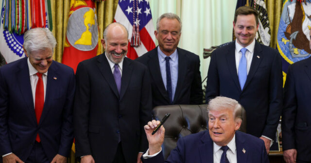 trump-strikes-deal-with-regeneron-marking-17th-major-pharmaceutical-deal-since-fall