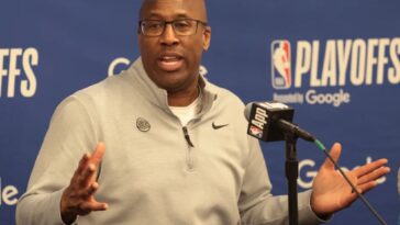 knicks’-mike-brown-calls-out-referees-for-free-throw-discrepancy