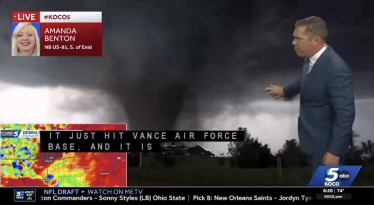 violent-tornado-slams-vance-air-force-base-—-homes-flattened,-military-installation-impacted