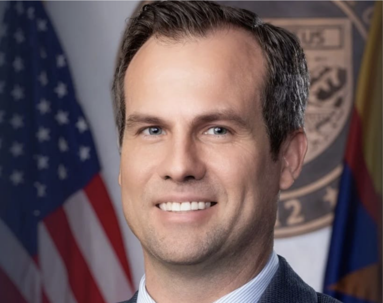 arizona’s-attorney-general-isn’t-a-trial-lawyer-—-it’s-a-leadership-job-–-a-case-for-warren-petersen