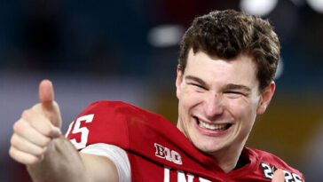 fernando-mendoza-confirms-his-draft-selection-on-linkedin