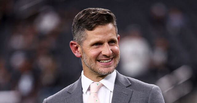 video:-espn’s-dan-orlovsky-has-very-awkward-reaction-after-ty-simpson-pick