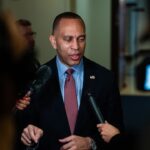 hakeem-jeffries-left-scrambling-after-child-reporter-asks-why-voters-view-democrats-so-negatively