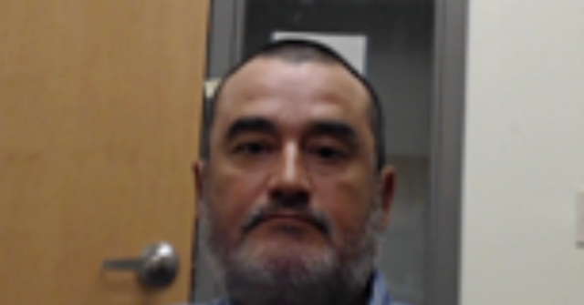 mexican-born-kansas-mayor-pleads-guilty-to-illegally-voting-in-us.-elections