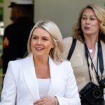 karoline-leavitt-holds-last-gaggle-before-leave:-‘i’m-about-ready-to-have-a-baby-any-minute!’