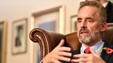 jordan-peterson’s-daughter-delivers-devastating-update-on-her-father’s-health