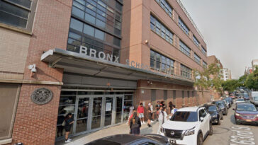 nyc-high-school-dean-allegedly-‘rubbed-his-genitals’-on-teen-after-pinning-her-to-desk:-cops