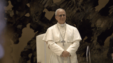 pope-backfire:-trump’s-support-among-catholics-went-up-after-trump-fired-back-at-pope-leo