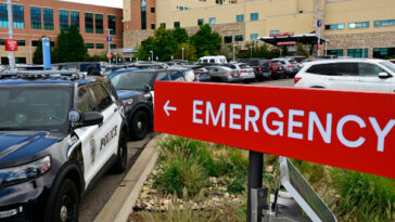 two-police-officers-shot-at-chicago’s-swedish-hospital