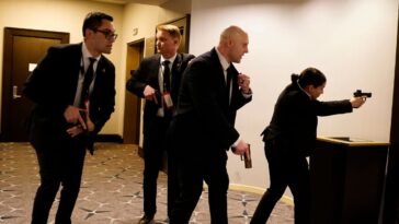 breaking:-shots-reportedly-fired-at-wh-correspondents-dinner,-trump-and-melania-rushed-out