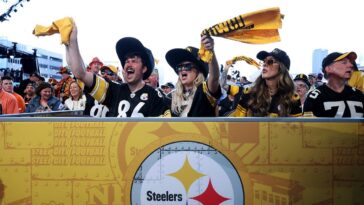steelers-pick-navy-rb-eli-heidenreich,-fans-at-pittsburgh-nfl-draft-go-totally-bonkers