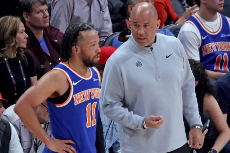 knicks’-jalen-brunson-downplays-yelling-spat-with-his-dad