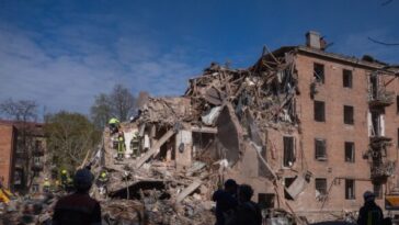 at-least-16-dead-in-strikes-in-ukraine-amid-chernobyl-disaster-anniversary