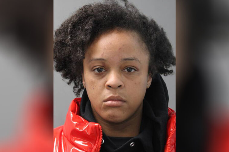 long-island-woman-throws-dynamite-at-sleeping-boyfriend-—-and-his-hand-is-blown-off-trying-to-save-himself